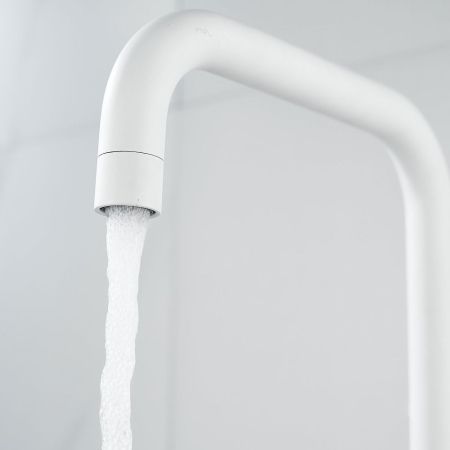 Смеситель для кухни с подключением фильтра воды Raffine F118C, белый, артикул F118C