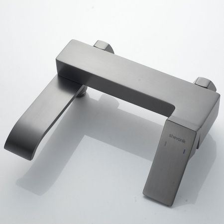 Смеситель для ванны Shevanik S4002T, оружейная сталь, артикул S4002T