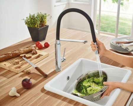 Смеситель для кухни GROHE Concetto с профессиональной лейкой, хром/черный (31491000), артикул 31491000