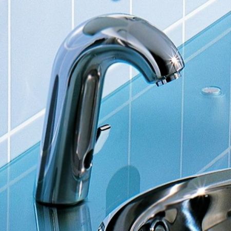 Смеситель для раковины Geberit HyTronic 115.722.21.1 Хром Смеситель для раковины Geberit HyTronic 115.722.21.1 Хром