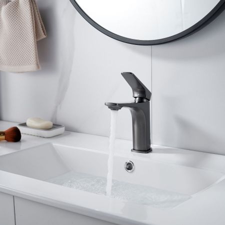 Смеситель для раковины Shevanik S4201T, оружейная сталь