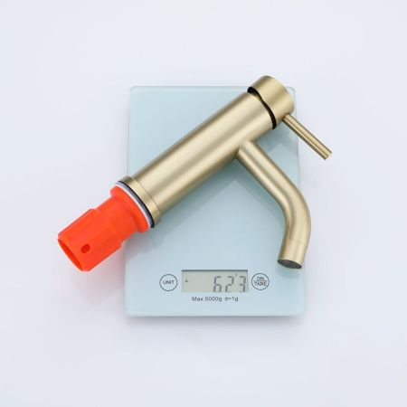 Смеситель для раковины Prohanss P31.10.03, золотой сатин