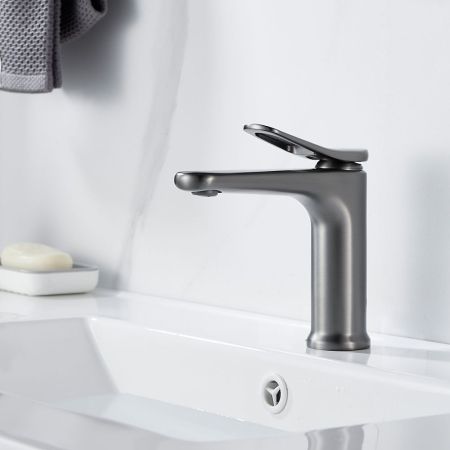 Смеситель для раковины Shevanik S4701T, оружейная сталь