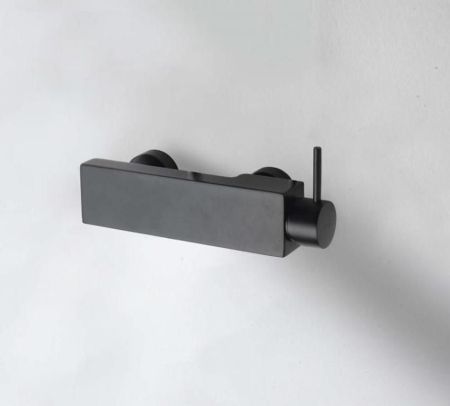 Смеситель для душа Bravat Arc F96061K-01-ENG, черный