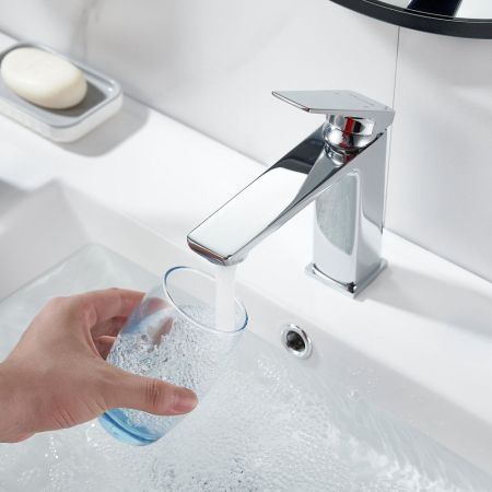 Смеситель для раковины Shevanik S8901-1, хром, артикул S8901-1