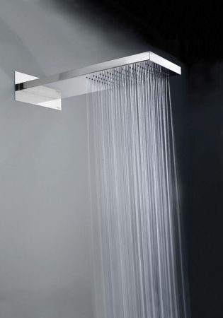 Верхний душ, Bossini, MANHATTAN, тип установки-настенный, размер душевого диска, мм-200*500*24, форма-прямоугольная, количество режимов-1, тип струи-дождь (Rain), держатель-в комплекте, цвет-хром, артикул I00575.030