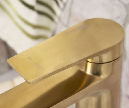 Смеситель для раковины WasserKRAFT Aisch 5503H Золото матовое