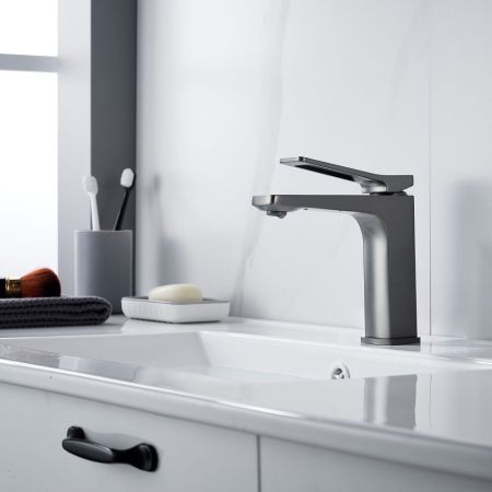 Смеситель для раковины Shevanik S4601T, оружейная сталь