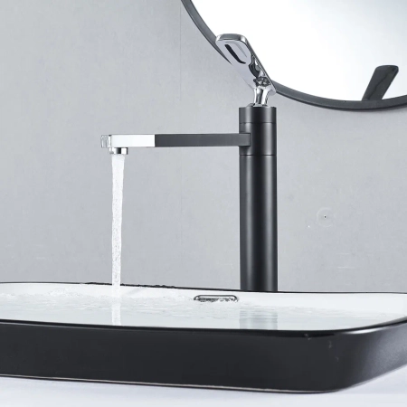 Смеситель для раковины с поворотным носиком Shevanik S6611H, черный/хром, артикул S6611H