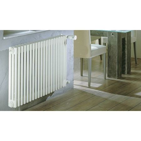 Стальной радиатор Zehnder Z-3057/20 20 секций с боковым подключением