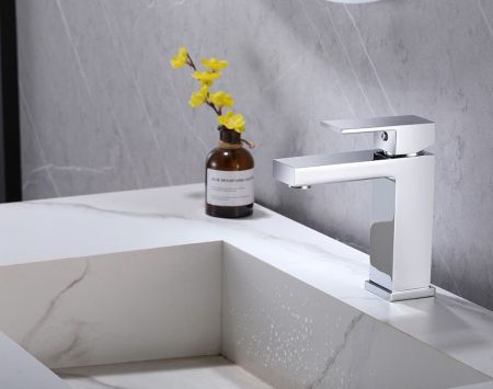 Смеситель ABBER Daheim AF8210 для раковины, хром