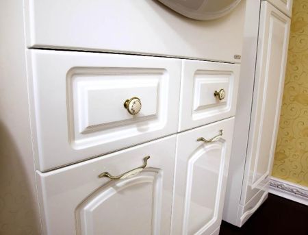 Комплект мебели для ванной Бриклаер АННА 60L, белый, артикул АННА 60L