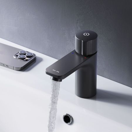 F85A02522 X-Joy TouchReel смеситель д/умывальника, чёрный, шт. F85A02522 X-Joy TouchReel смеситель д/умывальника, чёрный, шт.