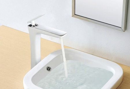 Смеситель для раковины высокий Rose R16F R1611F, белый/хром