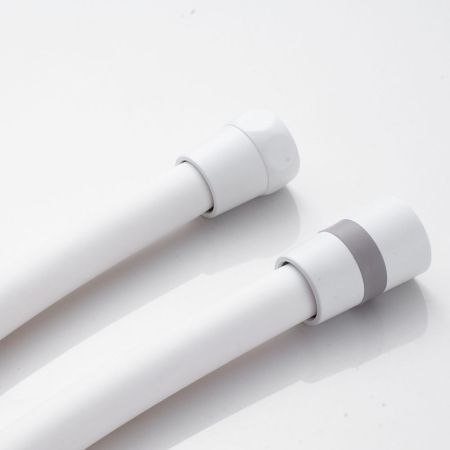 Шланг для душа Shevanik SE57-15 (150 см), белый