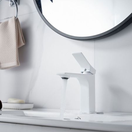 Смеситель для раковины Shevanik S6101C, белый