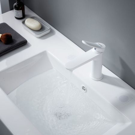 Смеситель для раковины Shevanik S4301C, белый, артикул S4301C