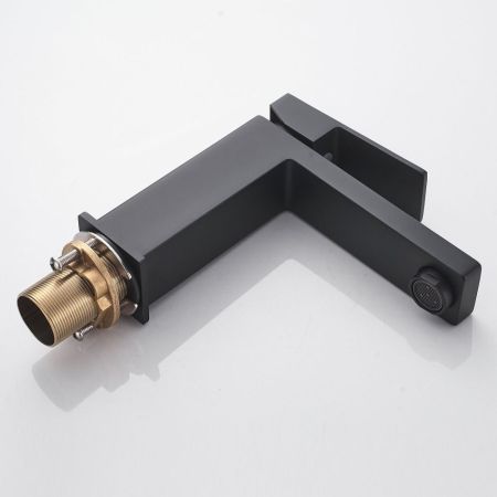 Смеситель для раковины Shevanik S9601H, черный