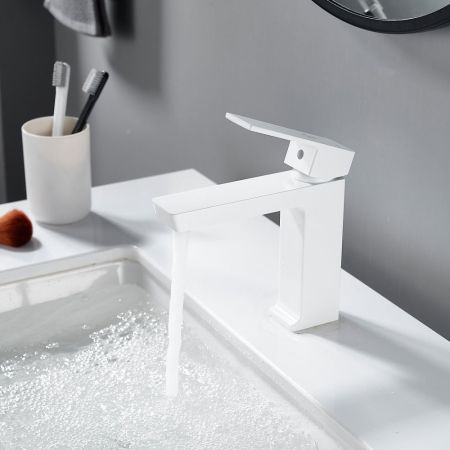 Смеситель для раковины Rose R1801C-1, белый