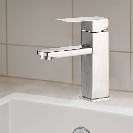 Смеситель для раковины WesnaArt KUBUS KUB13-210, сатин, артикул KUB13-210