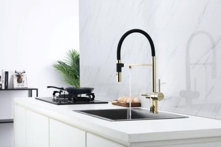 Смеситель для кухни Paulmark Magneto Ma213118-NI Никель Черный