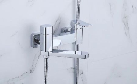 Смеситель для ванны Rose R2602, хром