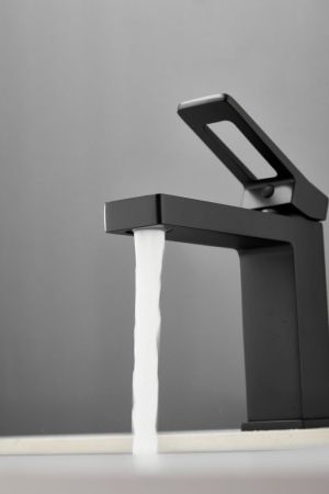 Смеситель для раковины HAIBA цвет: черный (HB10732-7), артикул HB10732-7