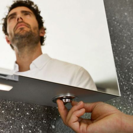 Зеркальный шкаф Keuco Royal 15 100 с подсветкой Хром, артикул 14404171301