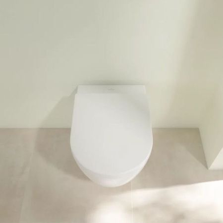 Унитаз, Villeroy&Boch, Avento, безободковый (с открытым смывным краем), тип установки-подвесной, ширина, мм-370, глубина, мм-530, высота, мм-310, форма чаши-овальная, выпуск-горизонтальный, материал-керамика, сиденье-в комплекте, цвет-альпийский белый, с  Унитаз, Villeroy&Boch, Avento, безободковый (с открытым смывным краем), тип установки-подвесной, ширина, мм-370, глубина, мм-530, высота, мм-310, форма чаши-овальная, выпуск-горизонтальный, материал-керамика, сиденье-в комплекте, цвет-альпийский белый, с