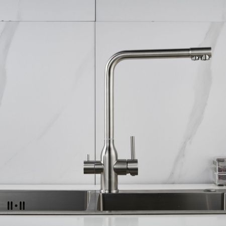 Смеситель для кухни с подключением фильтра Shevanik S248L, сатин