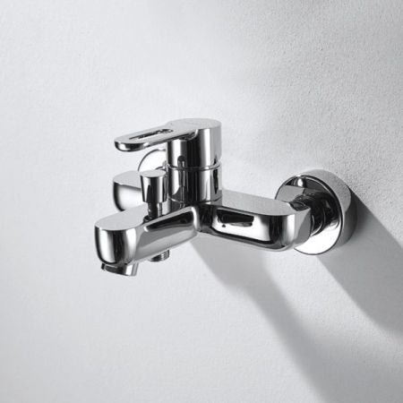 Смеситель для ванны Bravat Stream-D F637163C-01 Хром