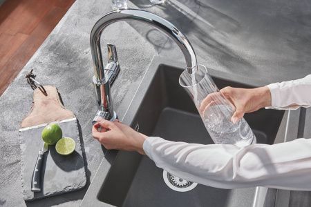 Смеситель для кухни GROHE Blue Pure Eurosmart, стартовый комплект, хром, (30383000) Смеситель для кухни GROHE Blue Pure Eurosmart, стартовый комплект, хром, (30383000)