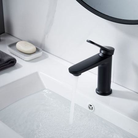 Смеситель для раковины Shevanik S4301H, черный, артикул S4301H