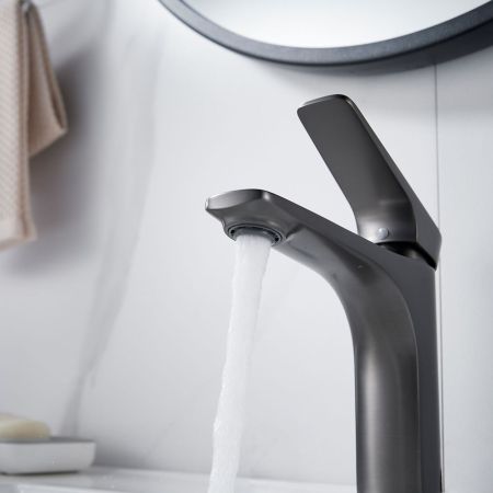 Смеситель для раковины Shevanik S4201T, оружейная сталь