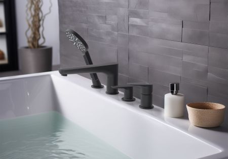 Смеситель на борт ванны на 4 отв. AQUATEK, матовый черный AQ1148MB БЕТТА, артикул AQ1148MB