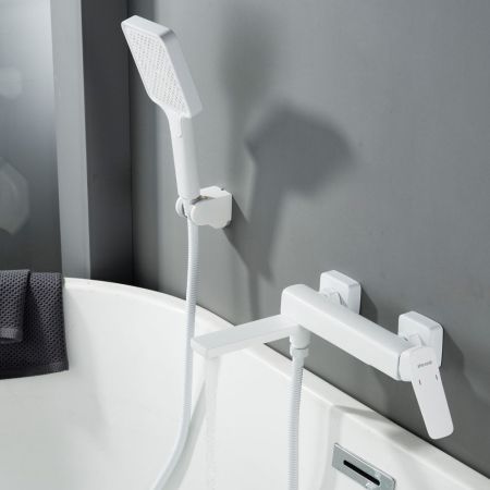 Смеситель для ванны Shevanik S9952C, белый, артикул S9952C