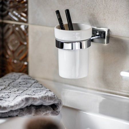 Стакан OLYMP, Керамический 60x100 мм, с хромированным держателем, Sapho, артикул 1321-04