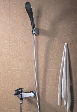 Смеситель для ванны Rose R1302H, черный, артикул R1302H