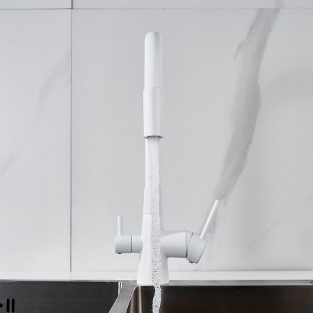 Смеситель для кухни с гибким изливом и подключением фильтра Shevanik S668C, белый, артикул S668C