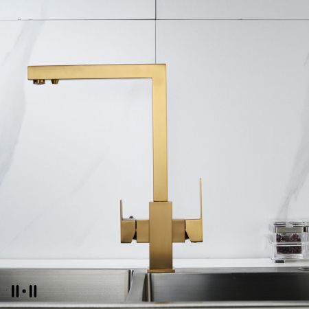 Смеситель для кухни с подключением фильтра Shevanik S148G, золотой сатин, артикул S148G